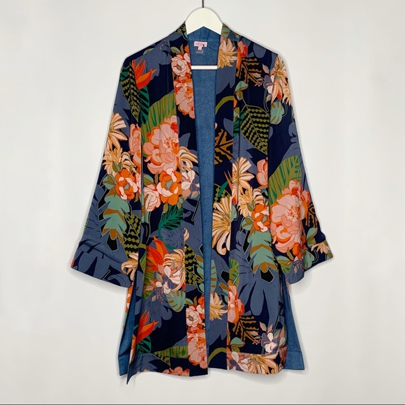 Stella & Dot Tops - Stella & Dot Reversible Floral Kimono Top Small
